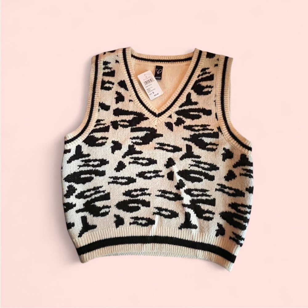 Windsor Black and Cream V-Neck Sweater Vest